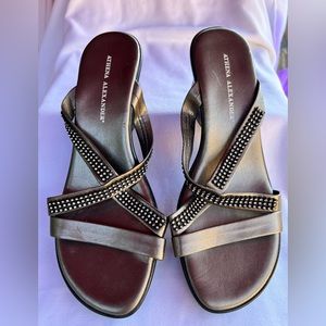 Women’s shoes